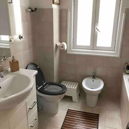 1800 Homestay szállás Bari